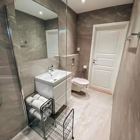 Trolltunga Sleep Tyssedal